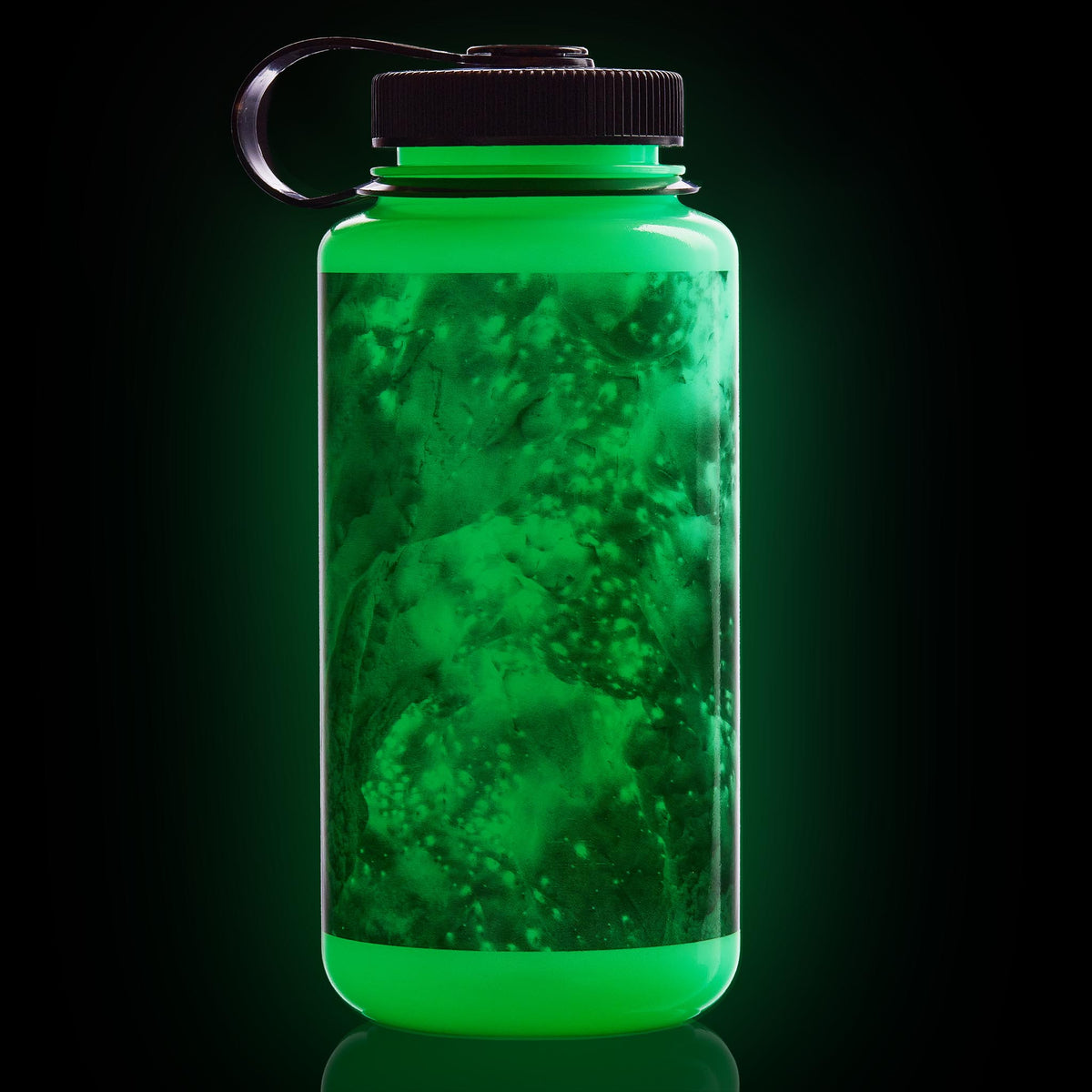 Nalgene product image: 32oz WM Glo Wyld O9 — 32oz WM Glo Wyld