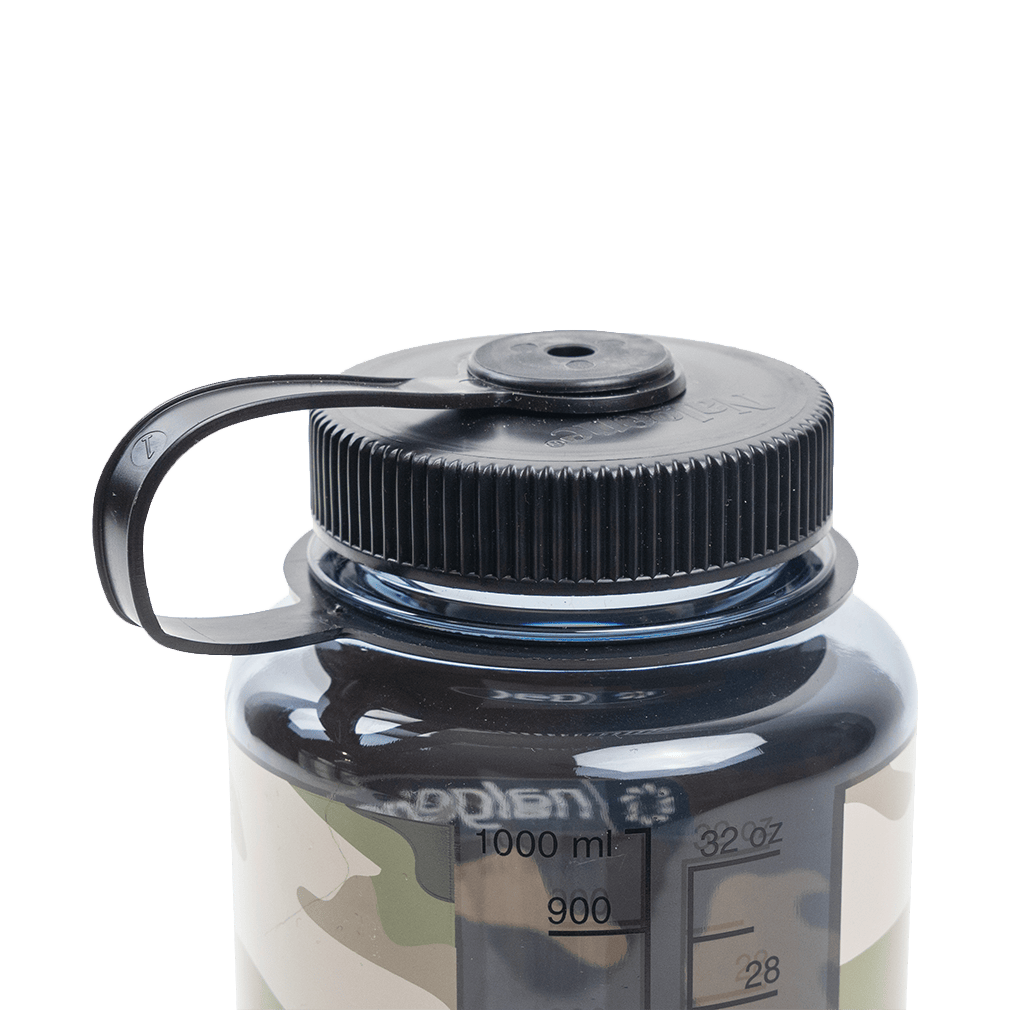 Nalgene product detail: 32oz Wide Mouth Camo Print Bottles D8 — 32oz Wide Mouth Camo Print Bottles