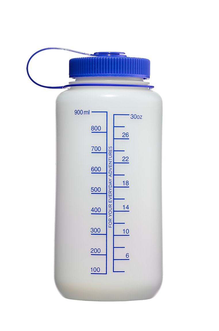 Nalgene product detail: 32oz Wide Mouth Ultralite Bottle T8 — 32oz Wide Mouth Ultralite Bottle