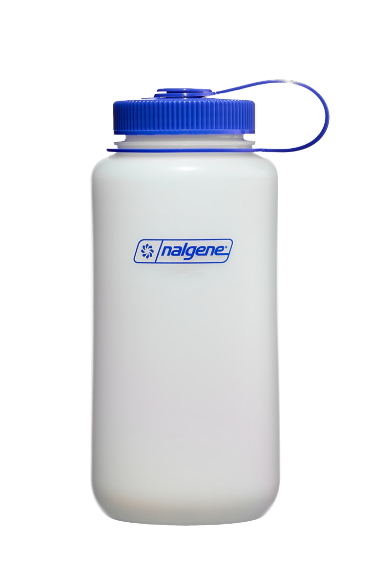 Nalgene product view: 32oz Wide Mouth Ultralite Bottle H8 — 32oz Wide Mouth Ultralite Bottle